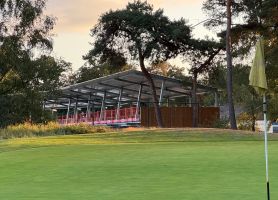 Gloednieuwe driving range Golfbaan De Herkenbosche
