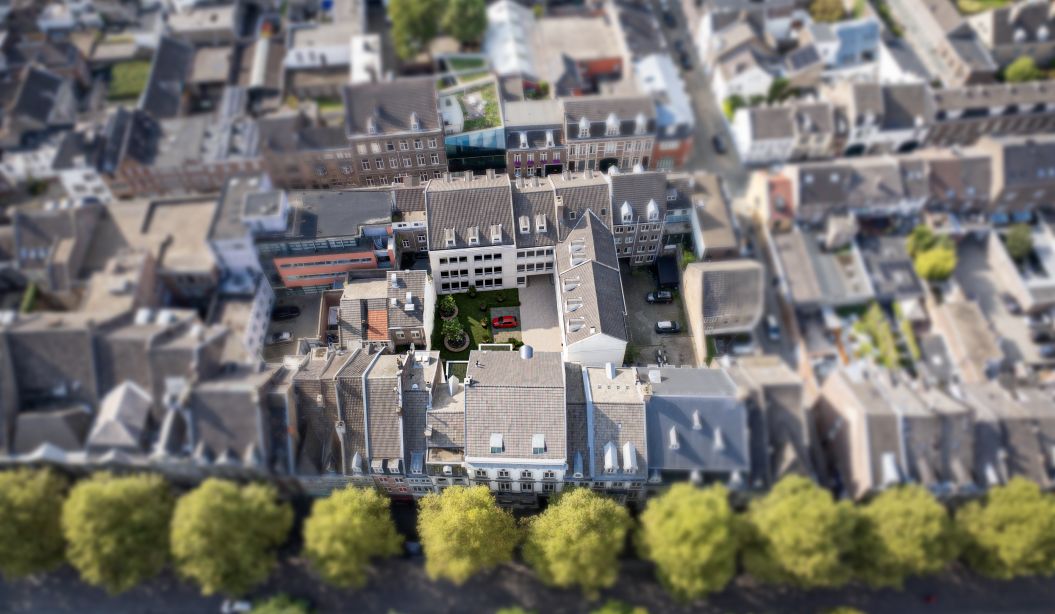 Impressie bovenaanzicht markt maastricht drone
