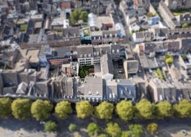Impressie bovenaanzicht markt maastricht drone